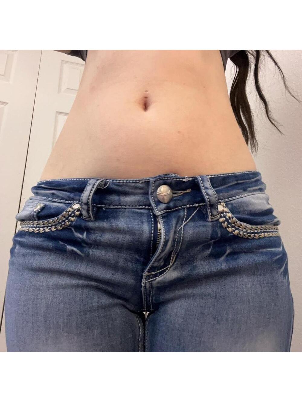 lowrise flared jeans